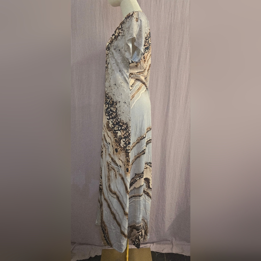 Women's Summer V-Neck Marble Print Maxi Dress With Side Slit, Beige - MEDIUM - Picture 3 of 7